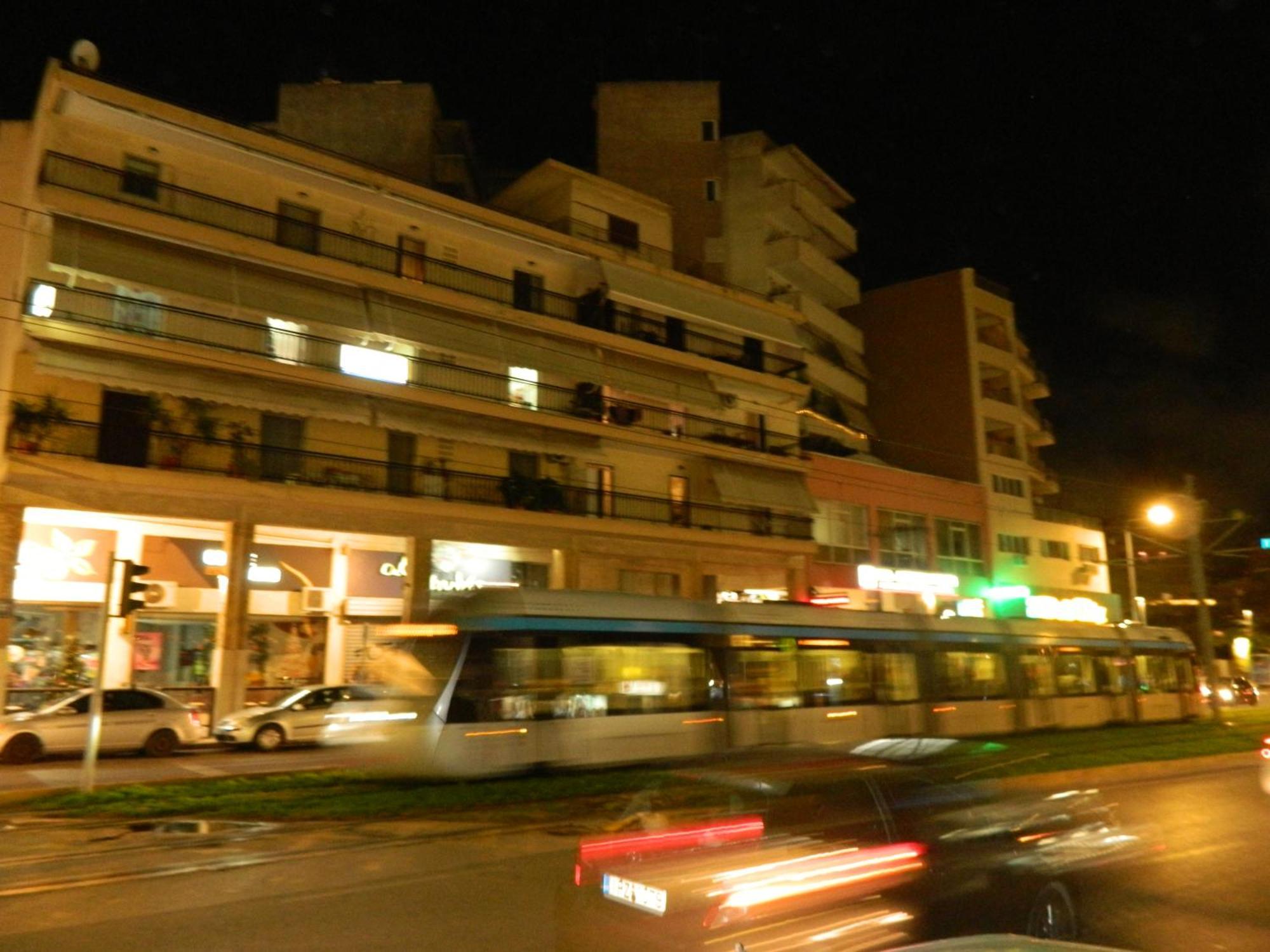 Η Ωραία Των Αθηνών Apartment Athens Exterior photo